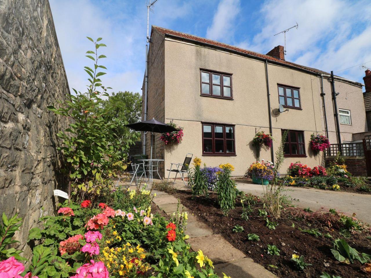 Dove Cottage Clowne エクステリア 写真