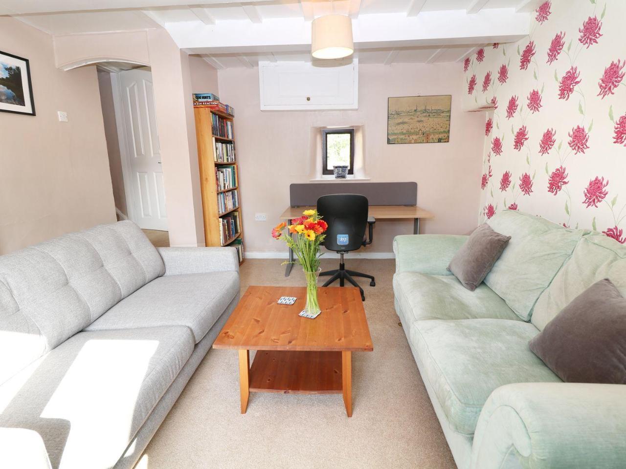 Dove Cottage Clowne エクステリア 写真
